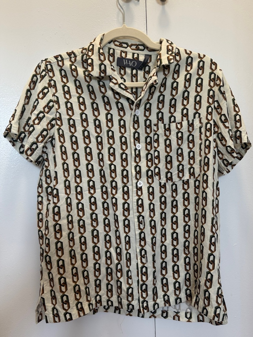 Short Sleeve Cream Button-Down Shirt with Brown Chain Print